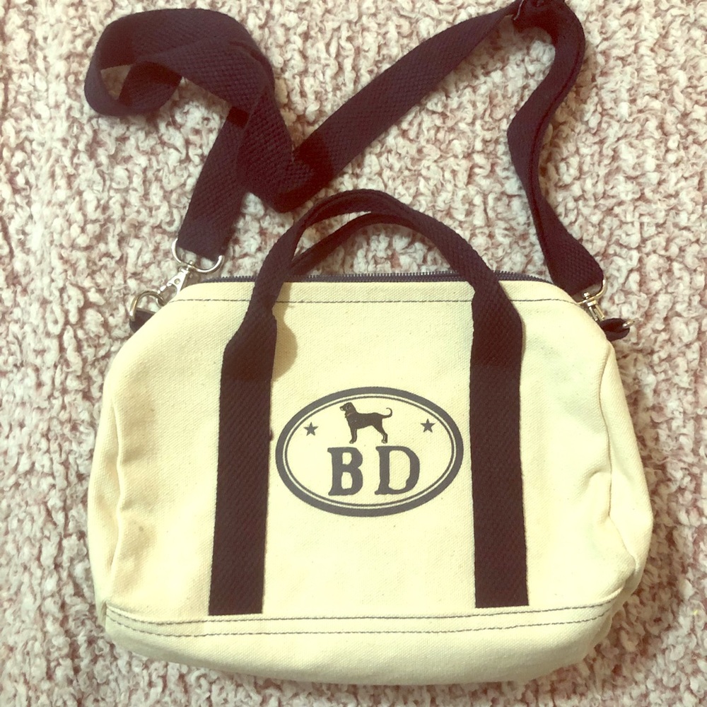 The Black Dog purse